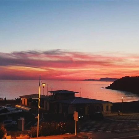 T2 Magnifique Vue Mer Panoramique Six-Fours-les-Plages Eksteriør billede